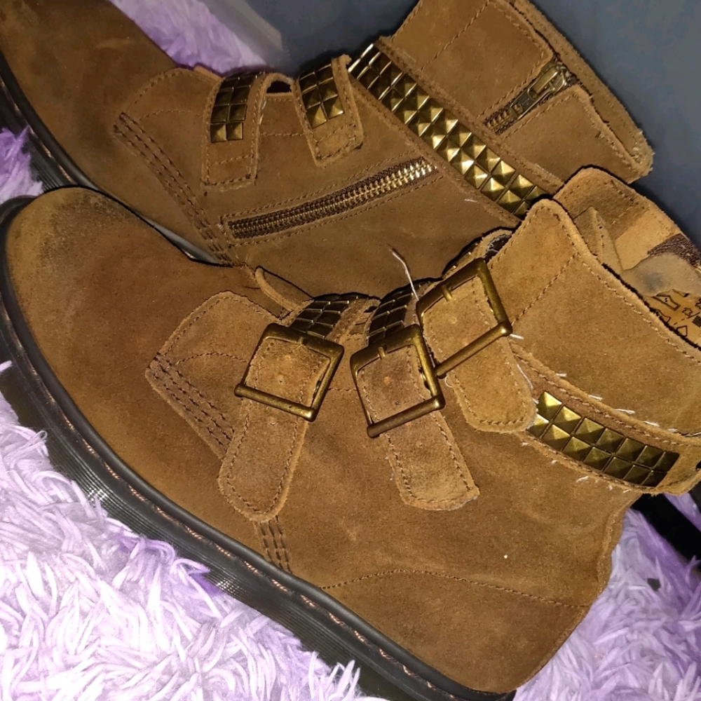 Hayley Dr. Marten's